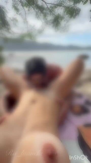 TRANSEI LOUCAMENTE NA PRAIA🤭