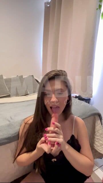 Saiu completinho! Minha primeira punheta guiada 